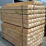 Diamond Top Larch Posts Bale