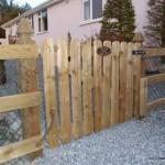 Roundtop Timber Picket Gate