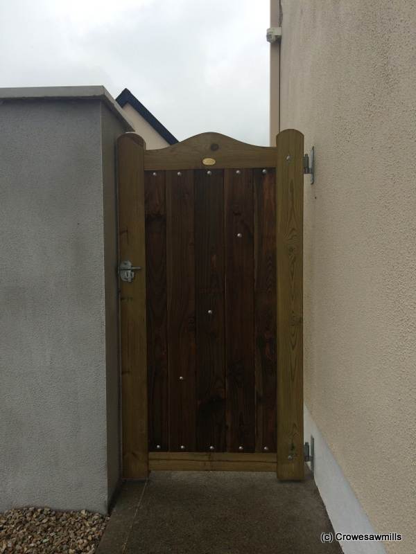 Pedestrian Timber Gate – Supplied July 2016