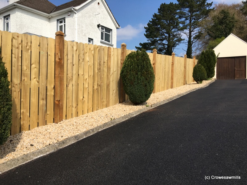 Roundtop Panel Fence