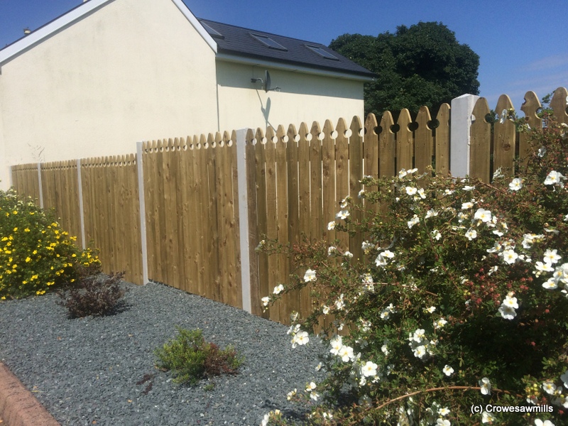 Round Top Timber Fencing